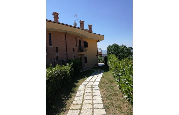 casa indipendente in vendita a Frosinone