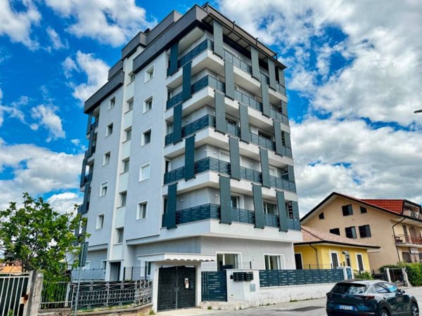 appartamento in vendita a Frosinone in zona Le Rase