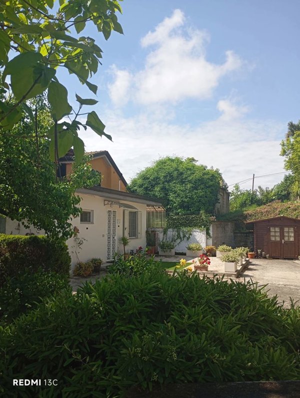 casa indipendente in vendita a Frosinone