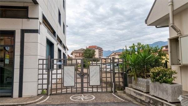 casa indipendente in vendita a Frosinone