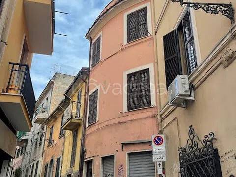 casa indipendente in vendita a Frosinone