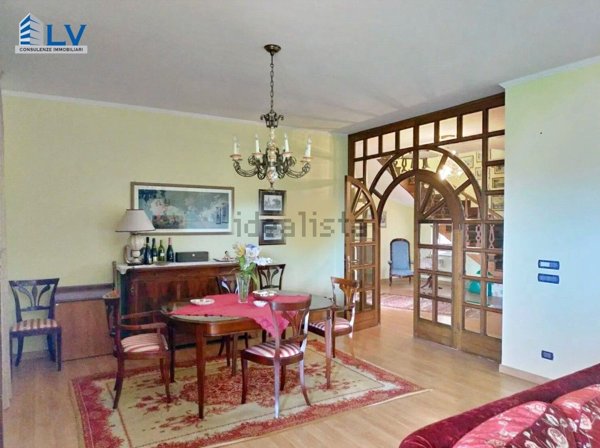 casa indipendente in vendita a Frosinone