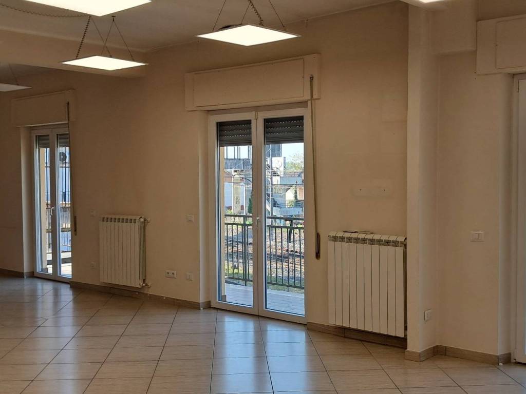 ufficio in vendita a Frosinone