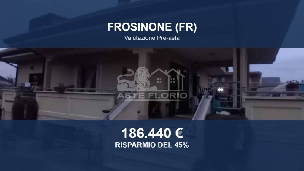 casa indipendente in vendita a Frosinone