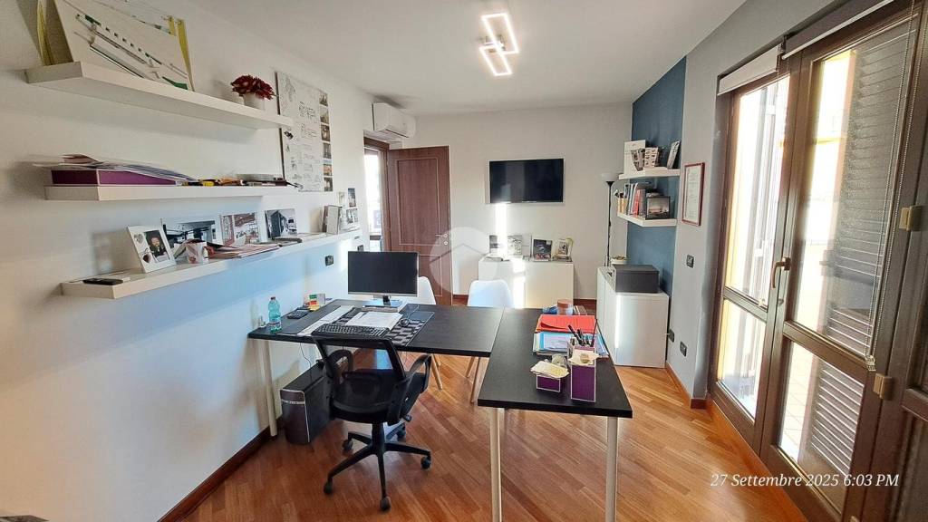 casa indipendente in vendita a Frosinone