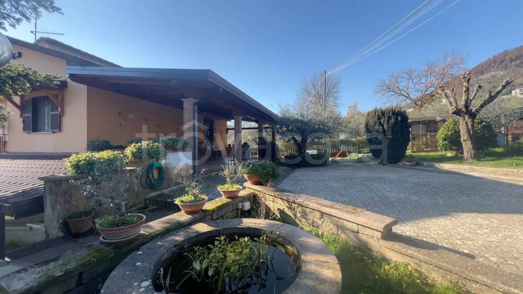 casa indipendente in vendita a Fumone
