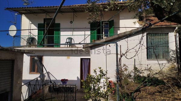 casa semindipendente in vendita a Fumone