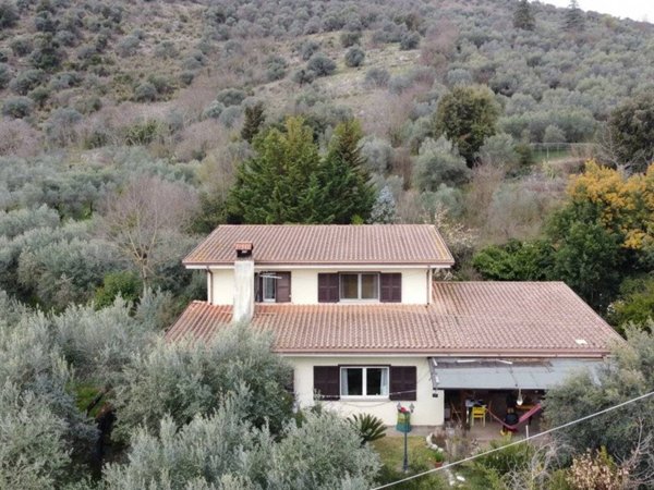 casa indipendente in vendita a Fumone