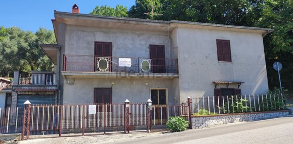 casa indipendente in vendita a Fumone