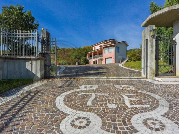 casa indipendente in vendita a Gallinaro