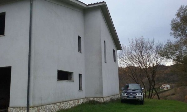 casa indipendente in vendita a Gallinaro