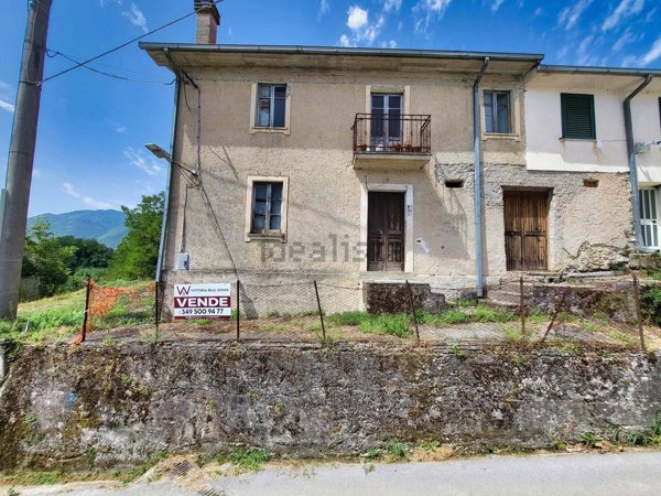 appartamento in vendita a Gallinaro