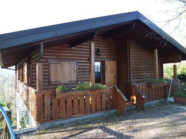casa indipendente in vendita a Gallinaro