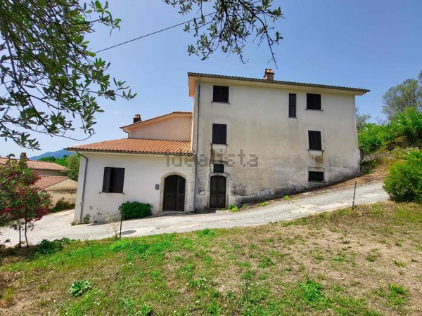 appartamento in vendita a Gallinaro