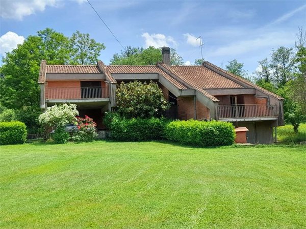 casa indipendente in vendita a Gallinaro