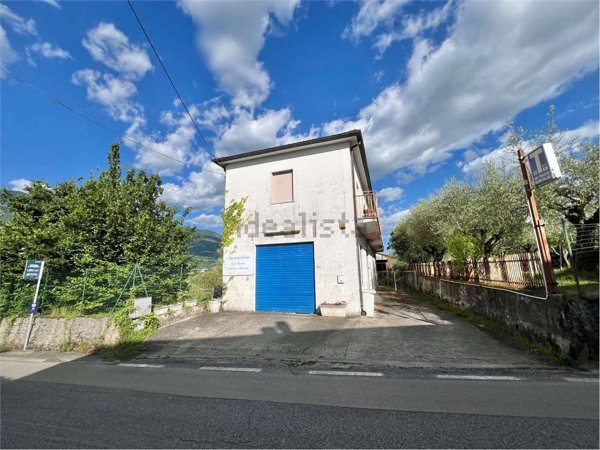 casa indipendente in vendita a Gallinaro