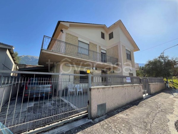 casa indipendente in vendita a Gallinaro