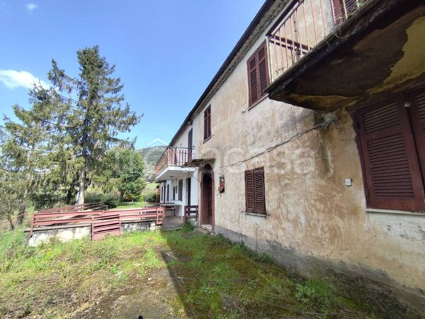 casa indipendente in vendita a Giuliano di Roma