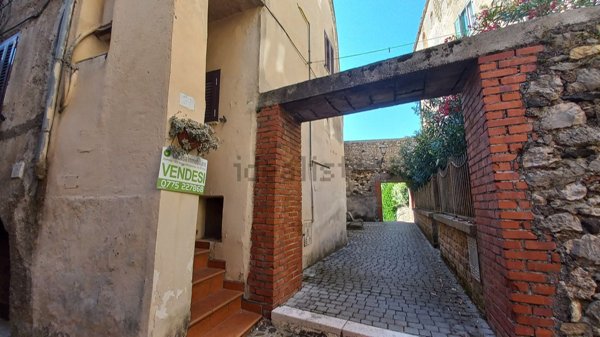 appartamento in vendita a Giuliano di Roma