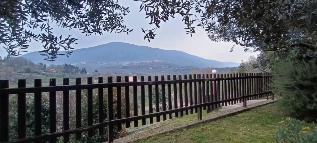 casa indipendente in vendita a Giuliano di Roma