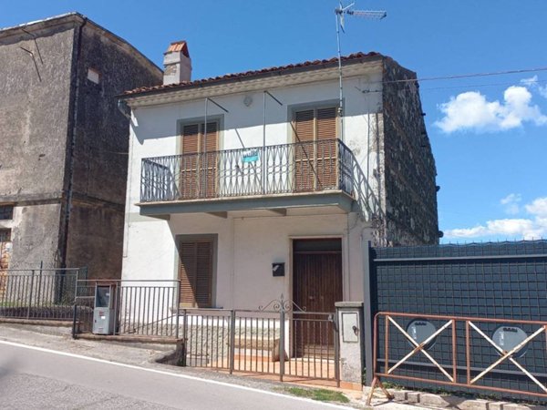 appartamento in vendita a Giuliano di Roma