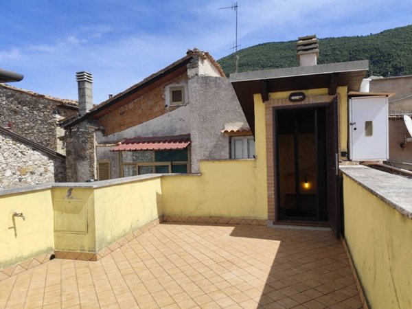 appartamento in vendita a Giuliano di Roma