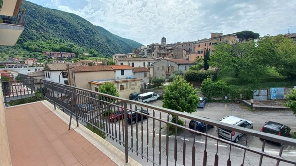 appartamento in vendita a Giuliano di Roma