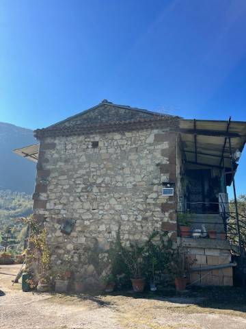 casa indipendente in vendita a Giuliano di Roma