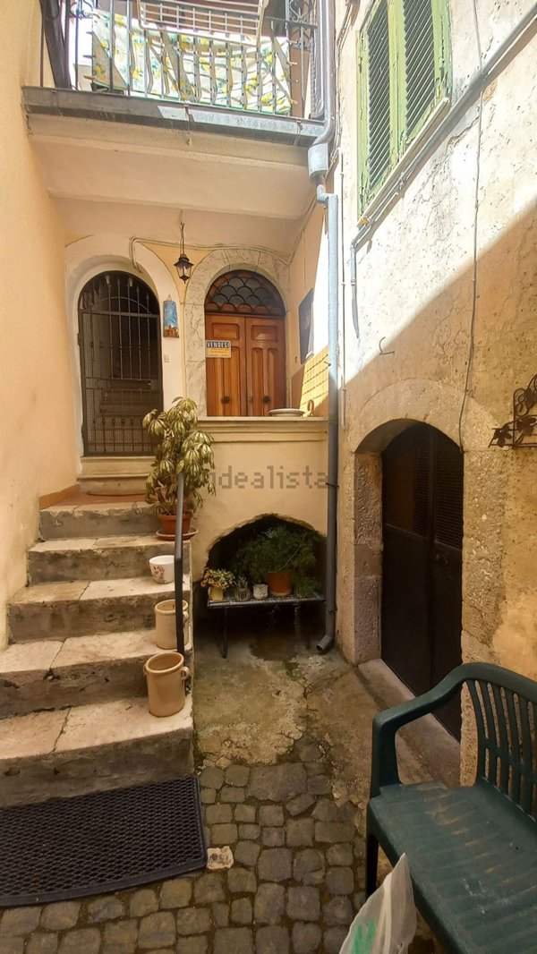 appartamento in vendita a Giuliano di Roma