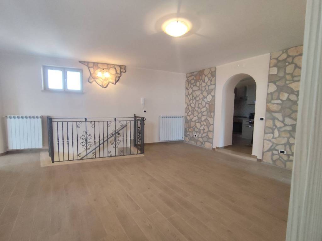 appartamento in vendita a Giuliano di Roma