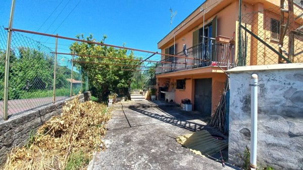 appartamento in vendita a Giuliano di Roma