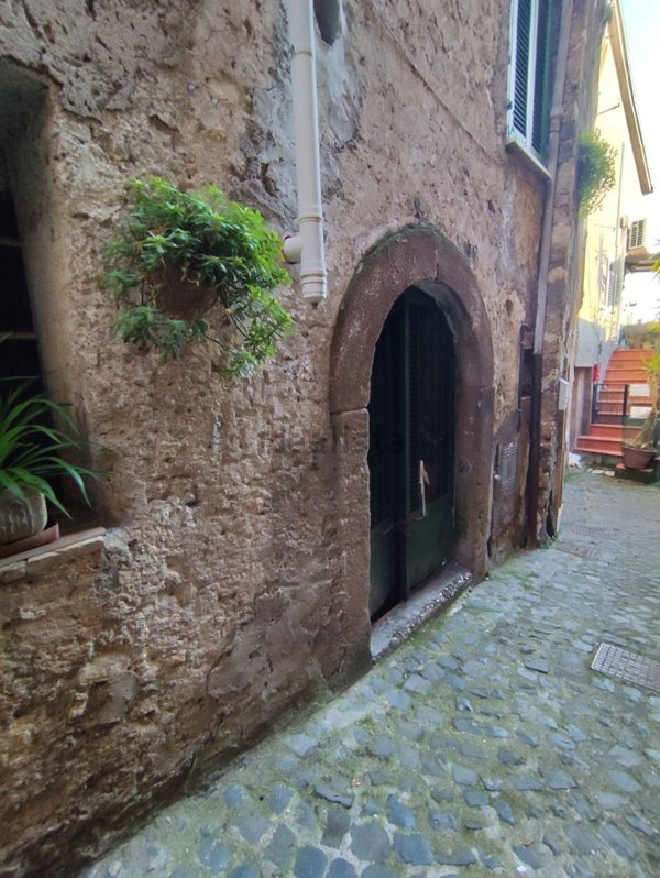 appartamento in vendita a Giuliano di Roma