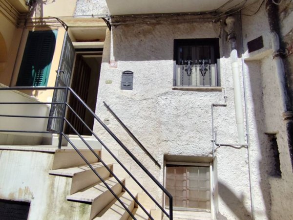 appartamento in vendita a Giuliano di Roma