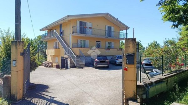 casa indipendente in vendita a Guarcino