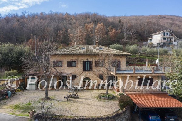 casa indipendente in vendita a Guarcino