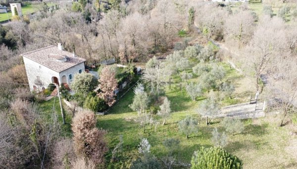 casa indipendente in vendita a Guarcino