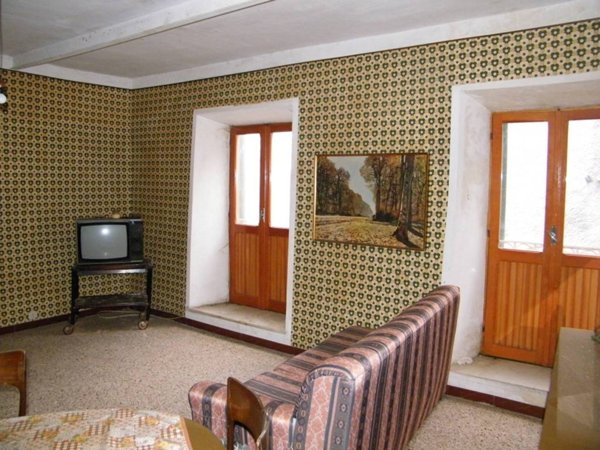 casa indipendente in vendita a Guarcino