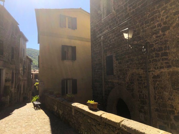 casa indipendente in vendita a Guarcino
