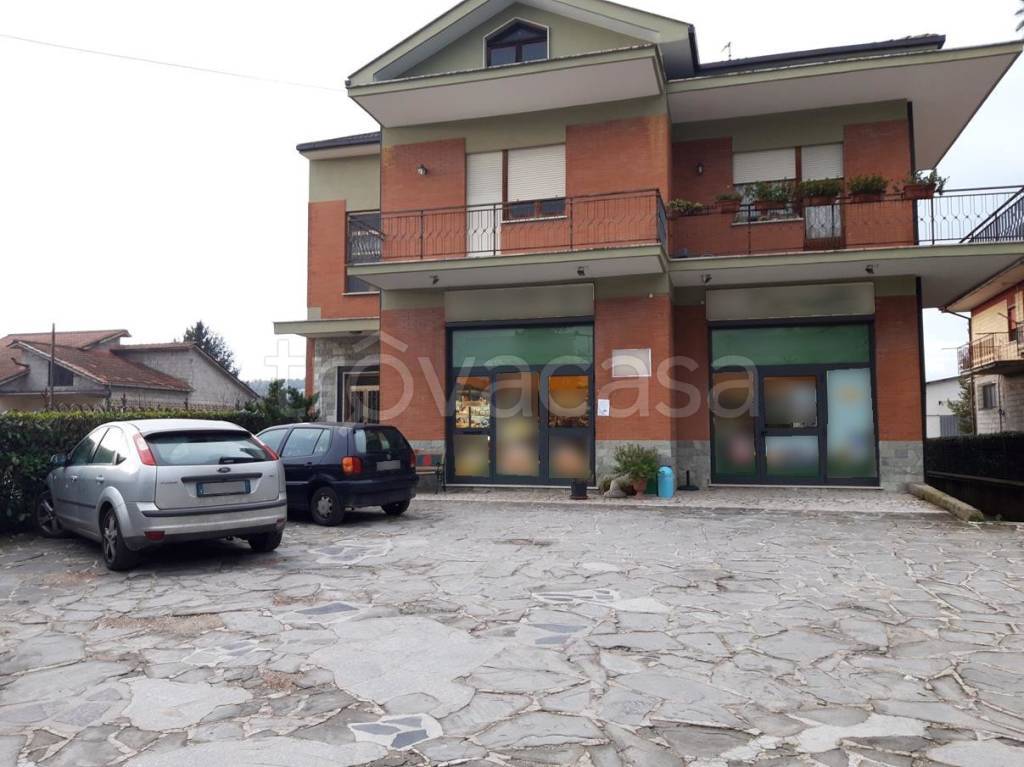 negozio in vendita ad Isola del Liri