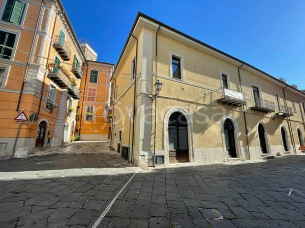 appartamento in vendita ad Isola del Liri