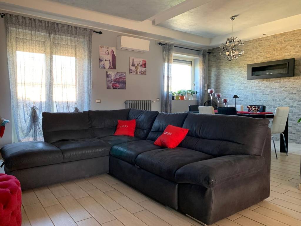 appartamento in vendita ad Isola del Liri in zona Carnello