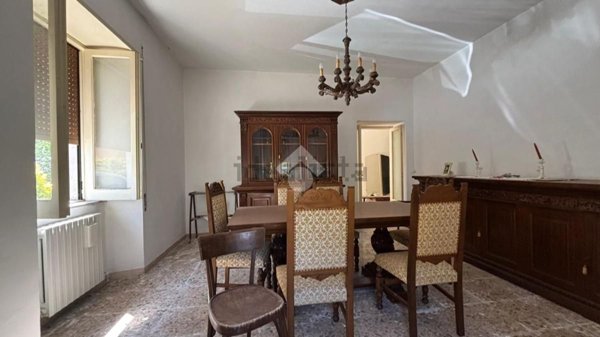 casa indipendente in vendita ad Isola del Liri