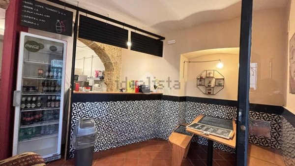 locale commerciale in vendita ad Isola del Liri