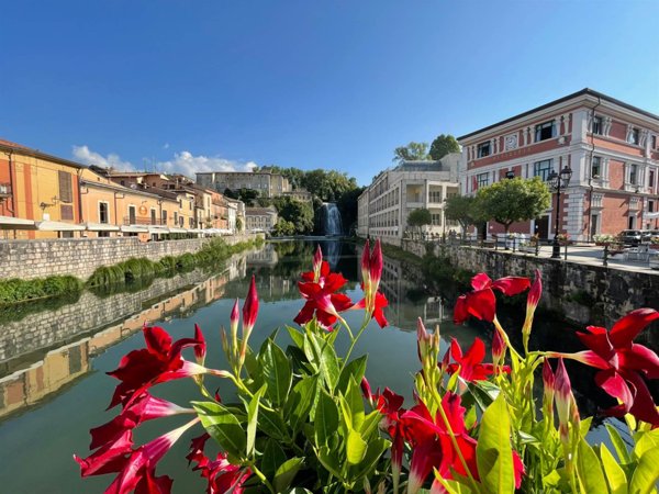 appartamento in vendita ad Isola del Liri