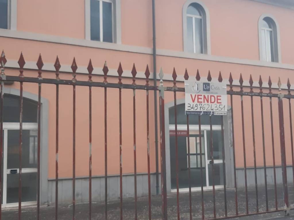 negozio in vendita ad Isola del Liri