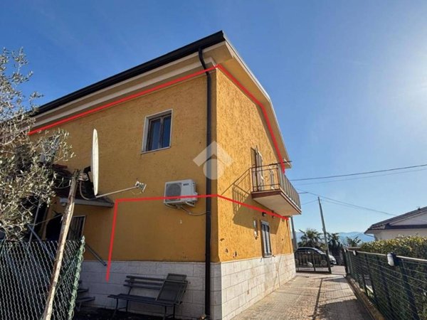 appartamento in vendita ad Isola del Liri in zona Capitino