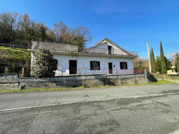 casa indipendente in vendita ad Isola del Liri in zona Capitino