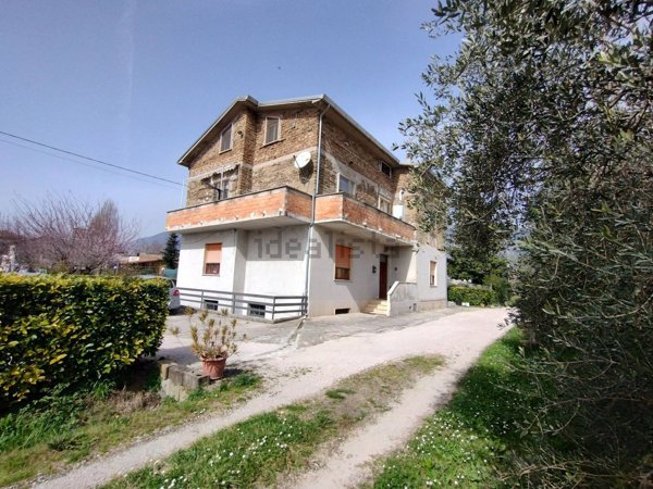 appartamento in vendita ad Isola del Liri