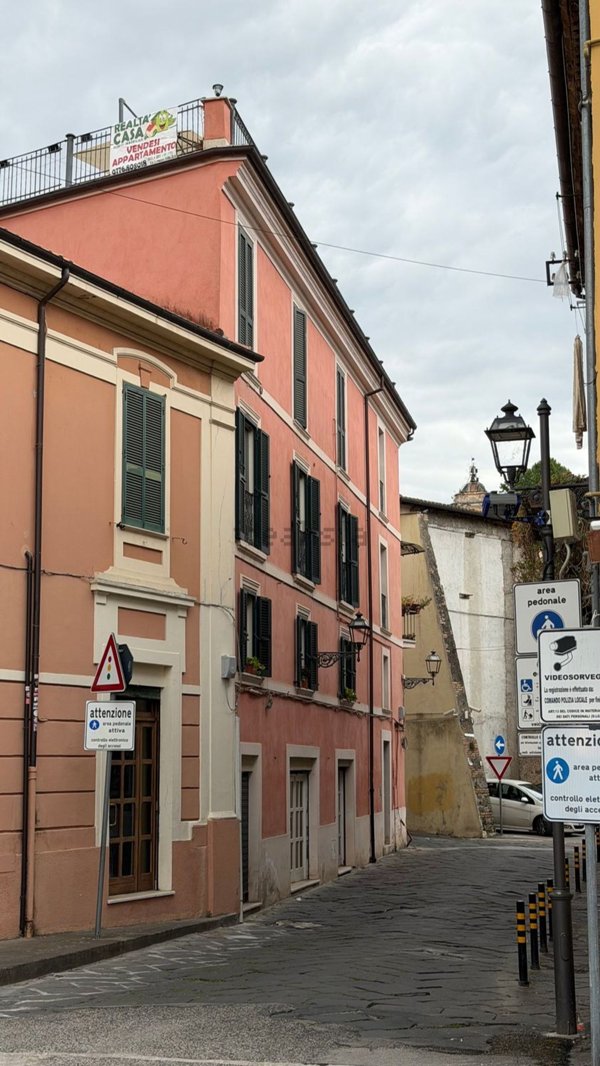 appartamento in vendita ad Isola del Liri