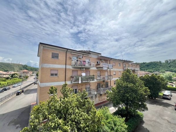 appartamento in vendita ad Isola del Liri